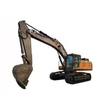 Katta paletli ekskavator